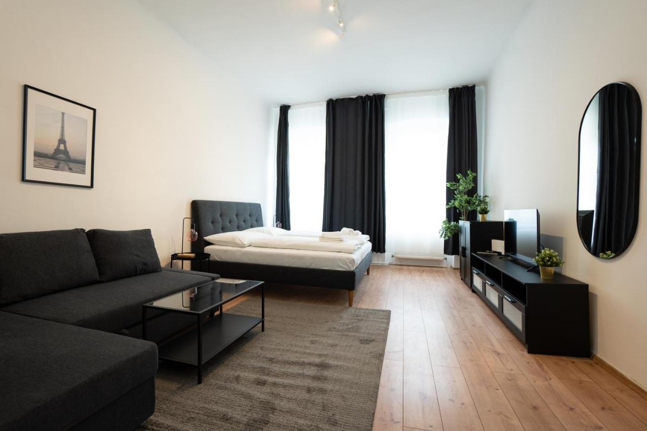 Lovely 1-Bedroom Apartment Next To Praterstern Wien Exteriör bild